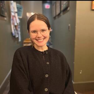 Portrait of Hannah Hunter